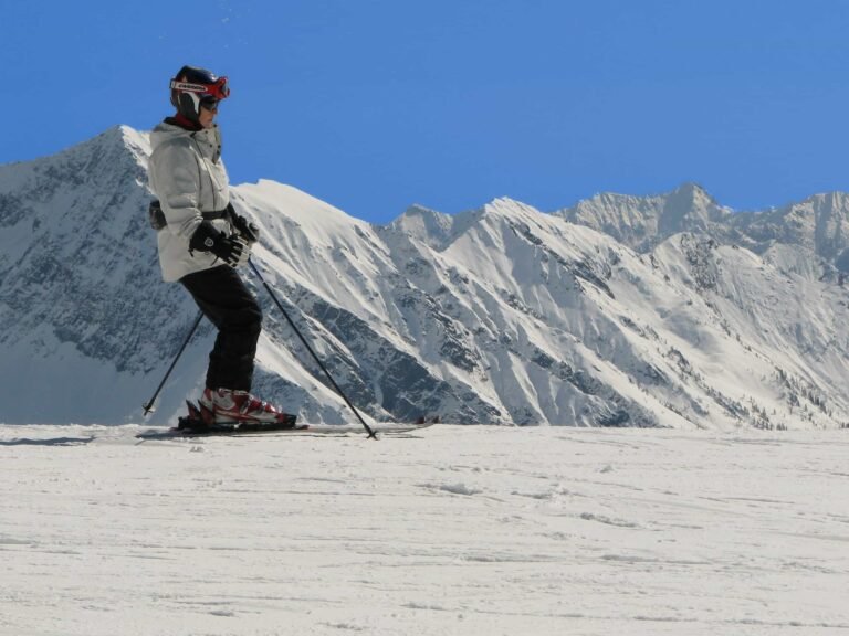 Auli Skiing and Adventure Tour Package